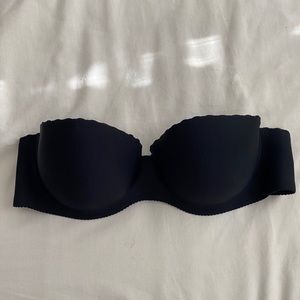 Victoria’s Secret Angels Secret Embrace bra